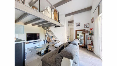 Maison - 163 m² - 6 pièces