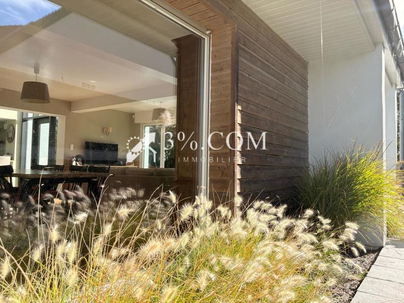 Maison - 147 m² - 6 pièces