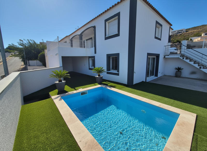 Maison - 120 m² - 5 pièces