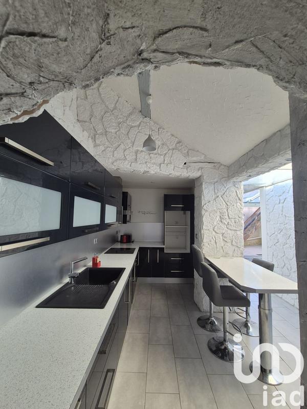 Maison de ville - 228 m² - 7 pièces