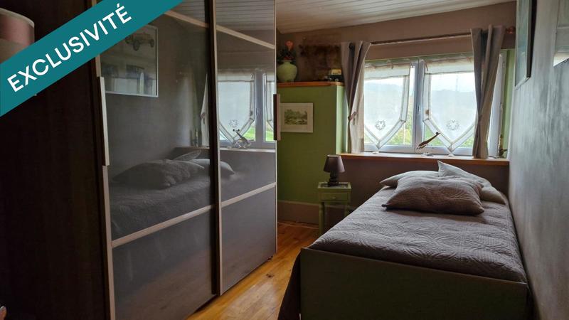 Maison - 244 m² - 8 pièces