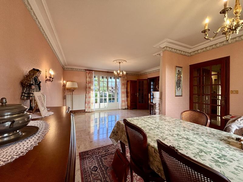 Maison traditionnelle - 133 m² - 4 pièces