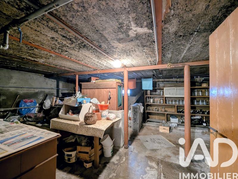 Maison - 182 m² - 7 pièces