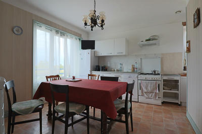 Maison - 95 m² - 6 pièces