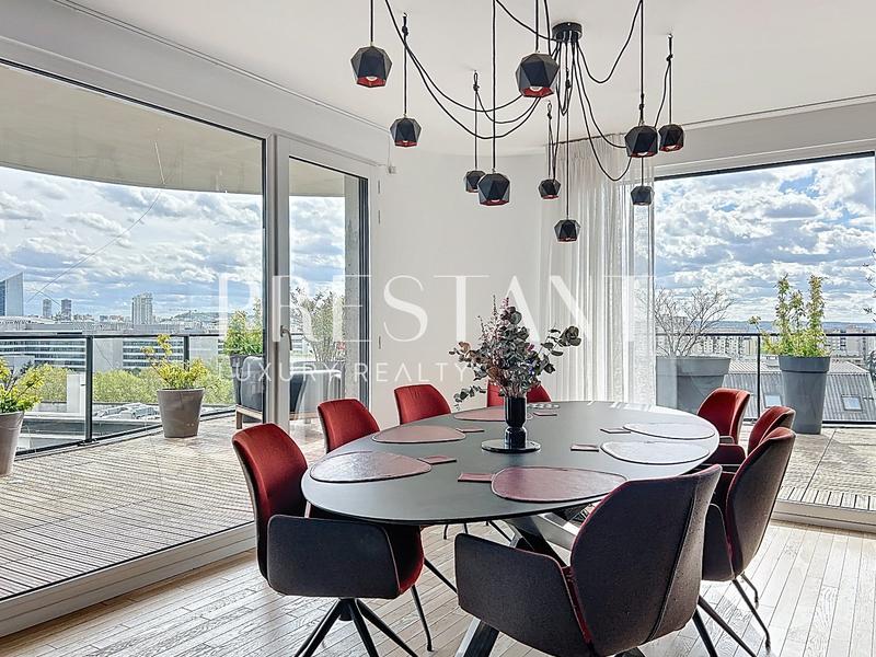 Appartement - 107 m² - 4 pièces