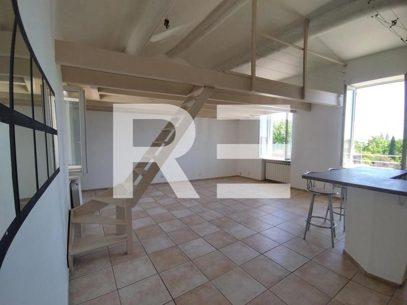 Appartement - 71 m² - 3 pièces