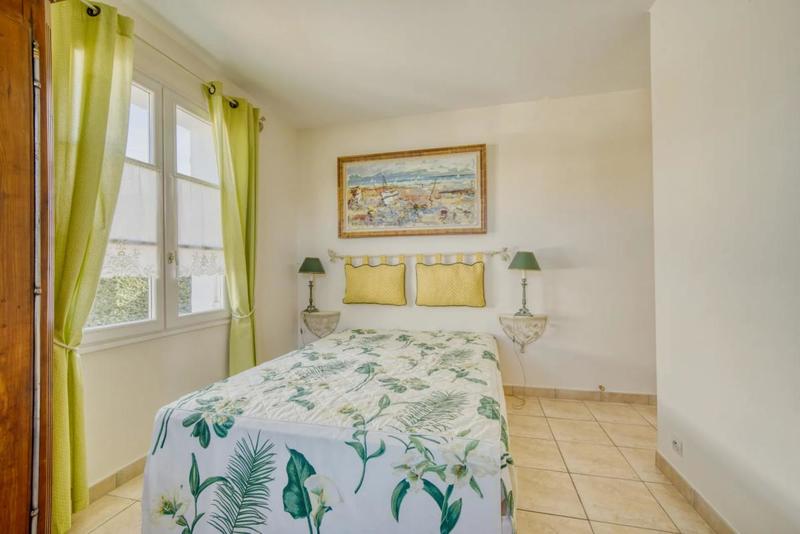 Maison - 111 m² - 6 pièces