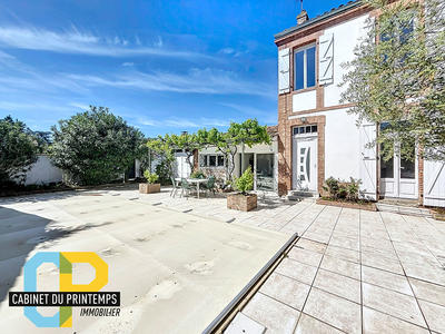 Maison - 135 m² - 6 pièces