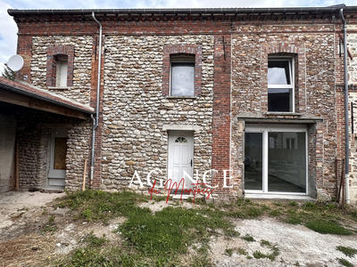 Maison - 158 m² - 5 pièces