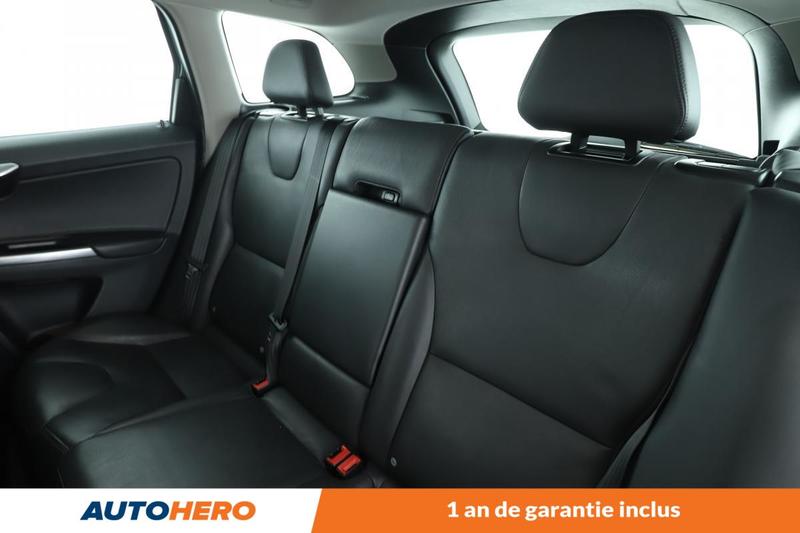 Volvo Xc60 2.0 D3 Summum Geartronic 8 150 ch