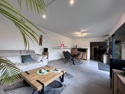 Maison - 102 m² - 4 pièces