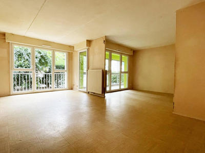 Appartement - 108 m² - 6 pièces