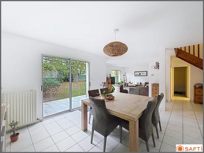 Maison - 125 m² - 5 pièces