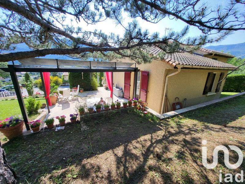 Maison - 105 m² - 4 pièces