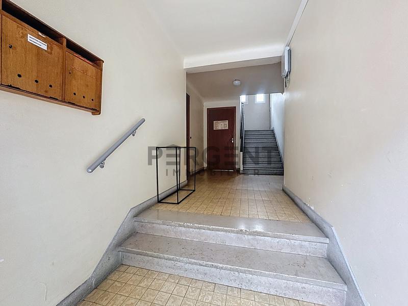 Appartement - 87 m² - 5 pièces
