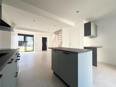 Corps de ferme - 65 m² - 3 pièces