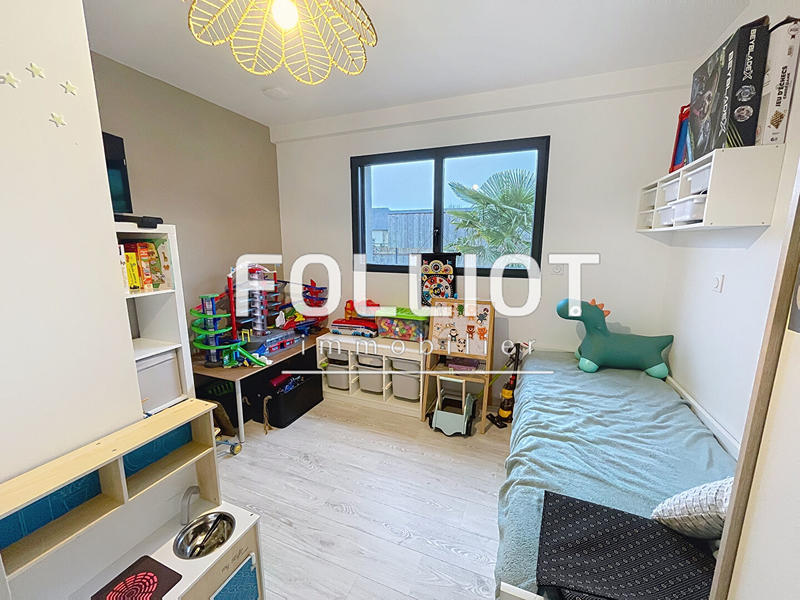 Maison - 143 m² - 6 pièces