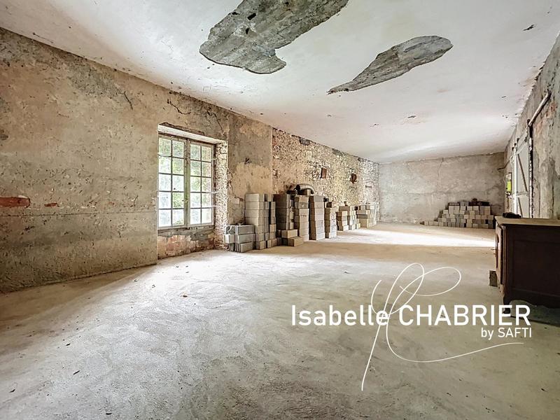 Maison - 212 m² - 7 pièces