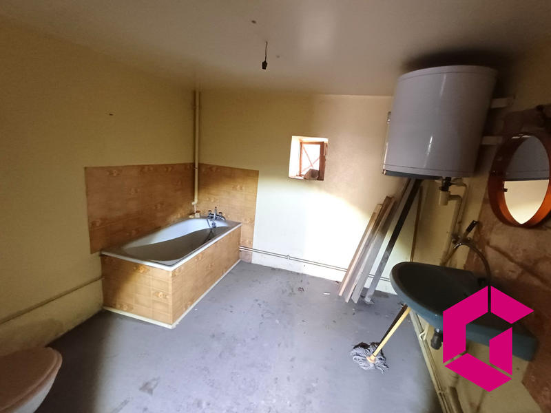 Maison ancienne - 160 m² - 8 pièces