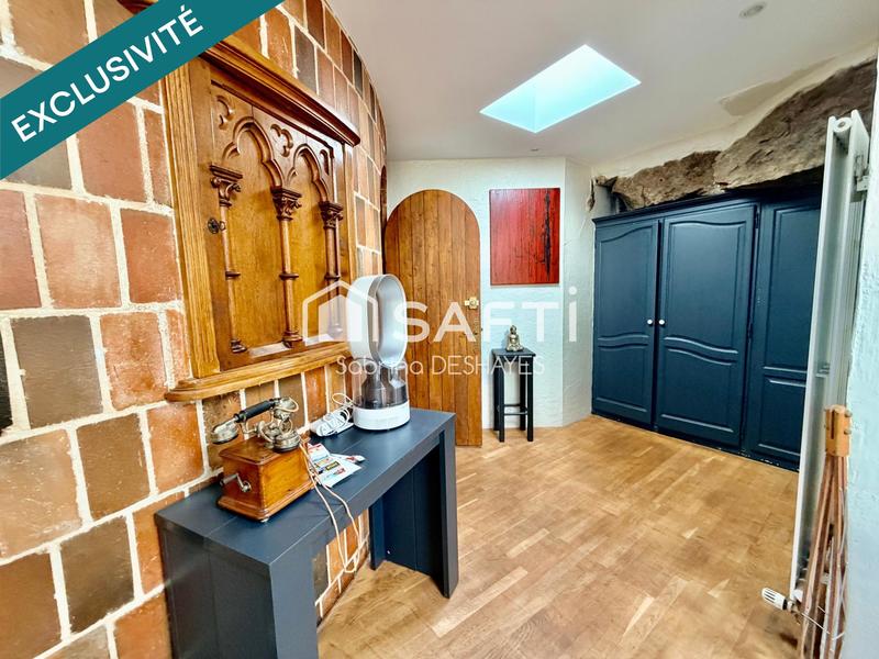 Maison - 180 m² - 8 pièces