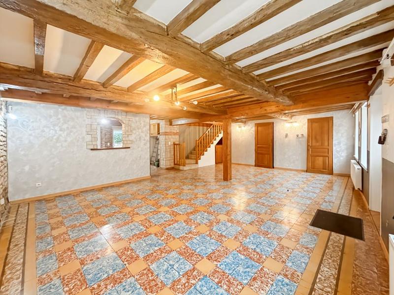 Maison - 205 m² - 9 pièces