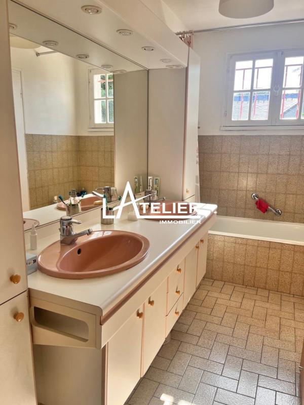 Maison - 96 m² - 4 pièces