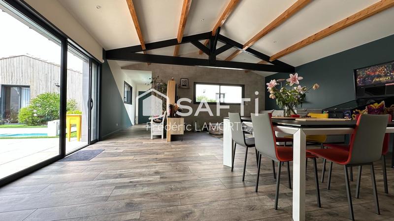 Villa - 199 m² - 7 pièces