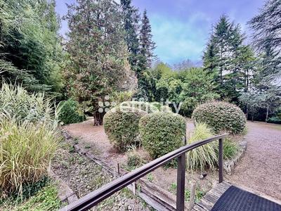 Villa - 340 m² - 15 pièces