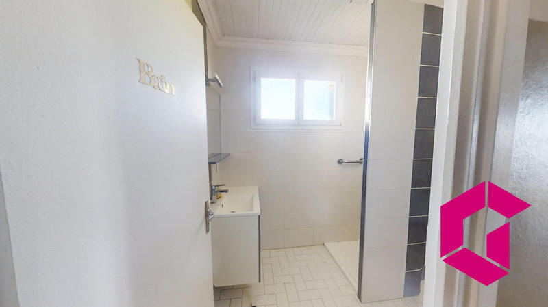 Villa - 171 m² - 10 pièces