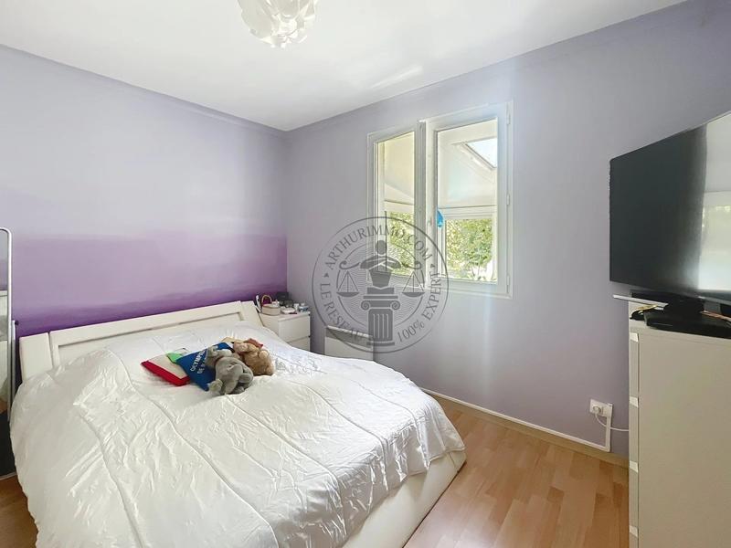 Maison - 143 m² - 7 pièces