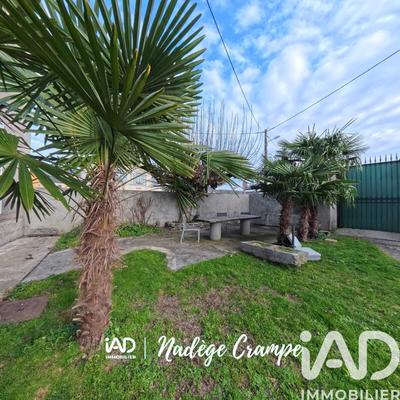 Maison - 180 m² - 5 pièces