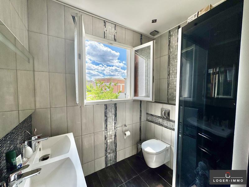 Maison - 82 m² - 5 pièces