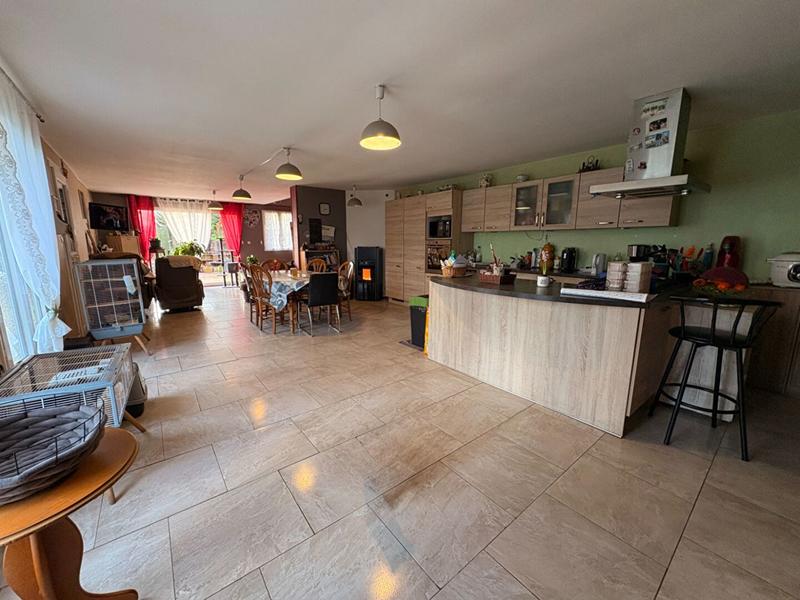 Maison - 190 m² - 7 pièces