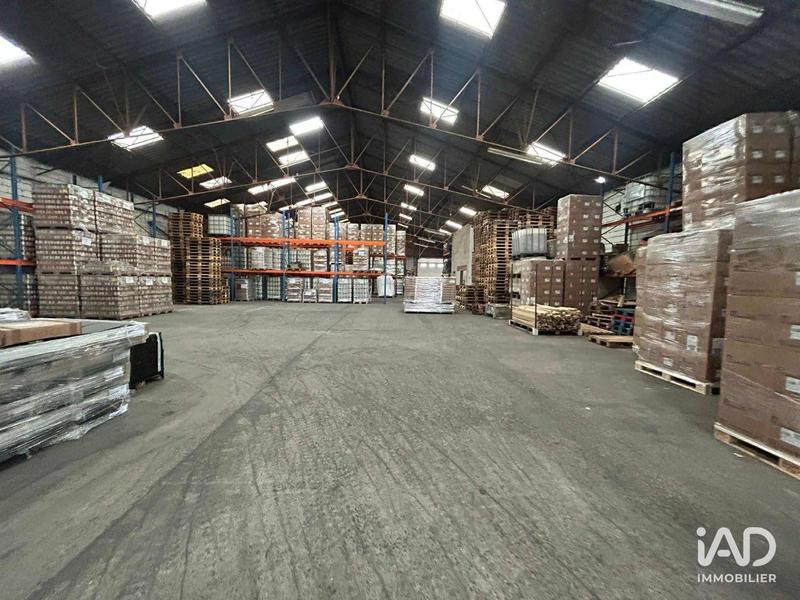 Local commercial - 3 300 m²