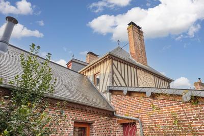 Maison - 215 m² - 9 pièces