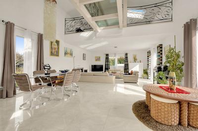 Maison contemporaine - 220 m² - 6 pièces
