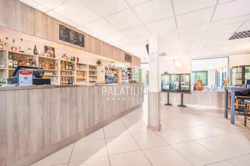 Fonds de commerce - Hôtellerie / Restauration - 200 m²