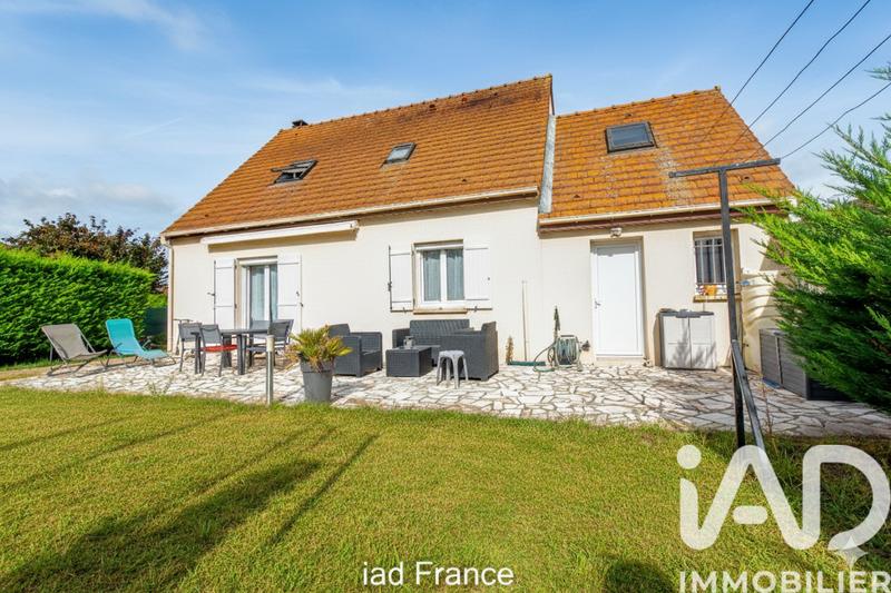 Maison - 93 m² - 5 pièces