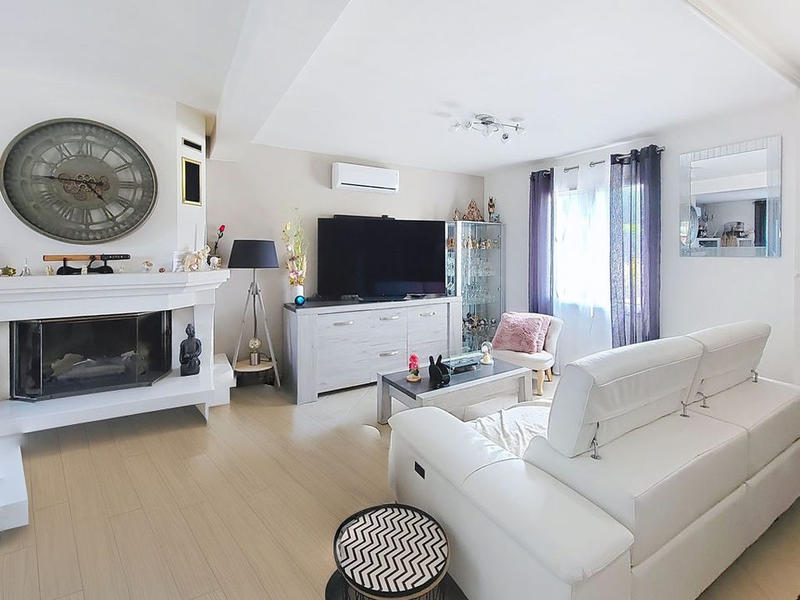 Maison - 172 m² - 6 pièces