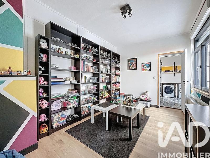 Maison - 247 m² - 10 pièces