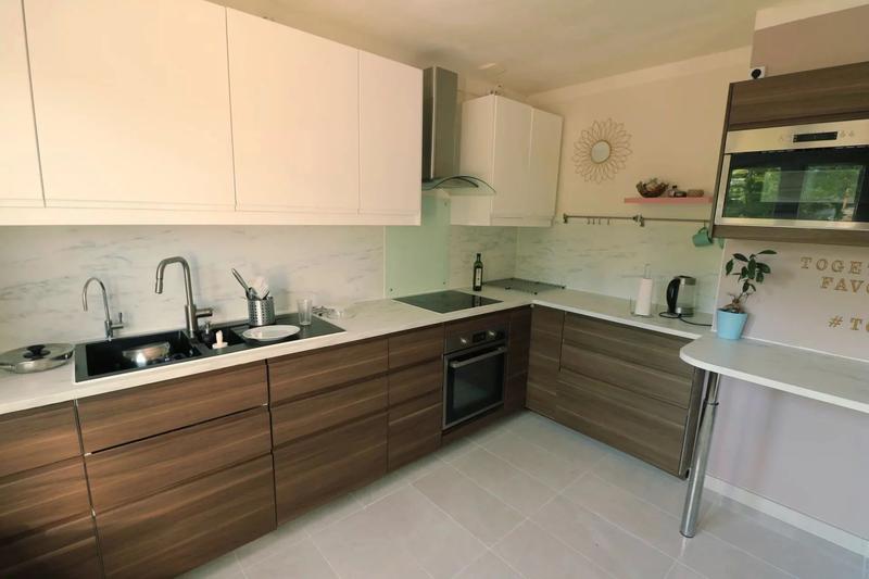 Maison - 94 m² - 4 pièces