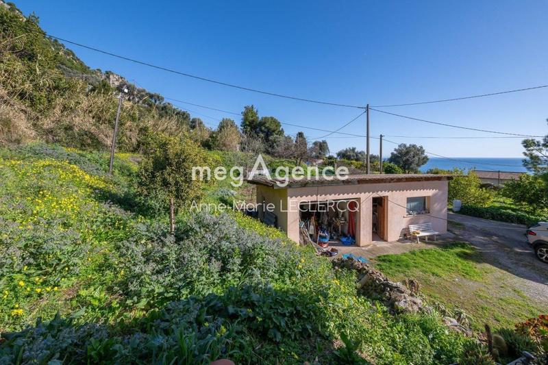 Maison traditionnelle - 200 m² - 7 pièces