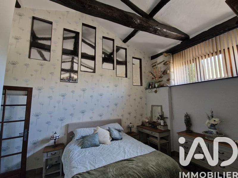 Maison - 366 m² - 10 pièces