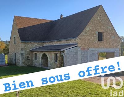 Maison - 300 m² - 5 pièces