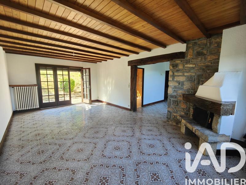 Maison - 121 m² - 6 pièces