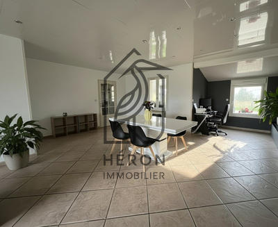 Maison - 144 m² - 8 pièces