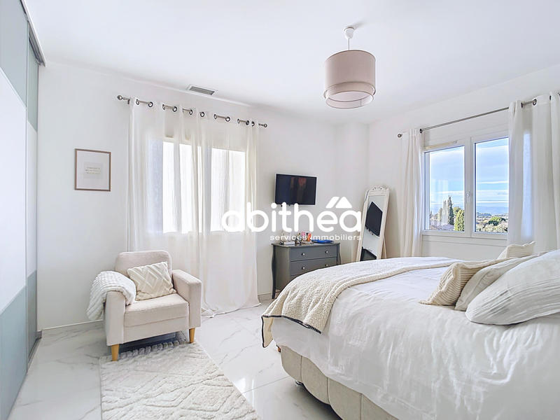 Villa - 140 m² - 4 pièces