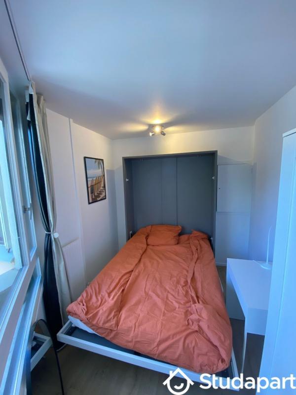 Chambre - 11 m² - 1 pièce