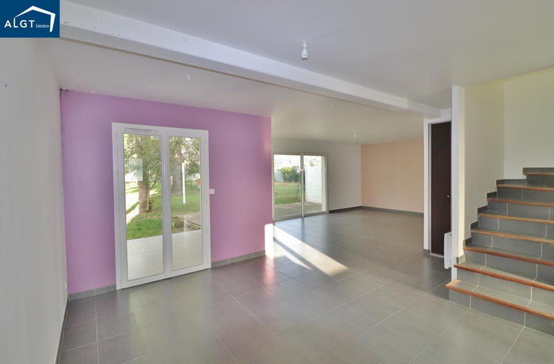 Maison - 120 m² - 5 pièces