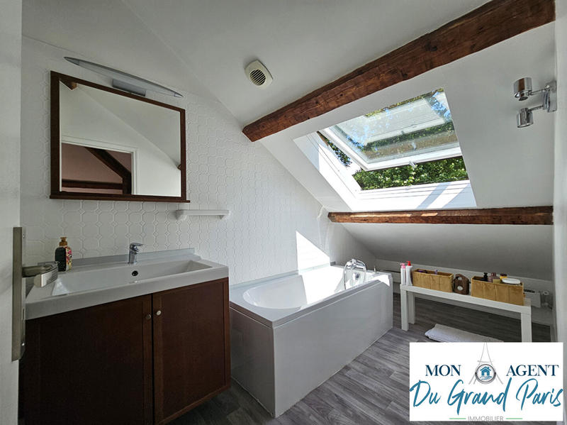 Appartement - 100 m² - 5 pièces